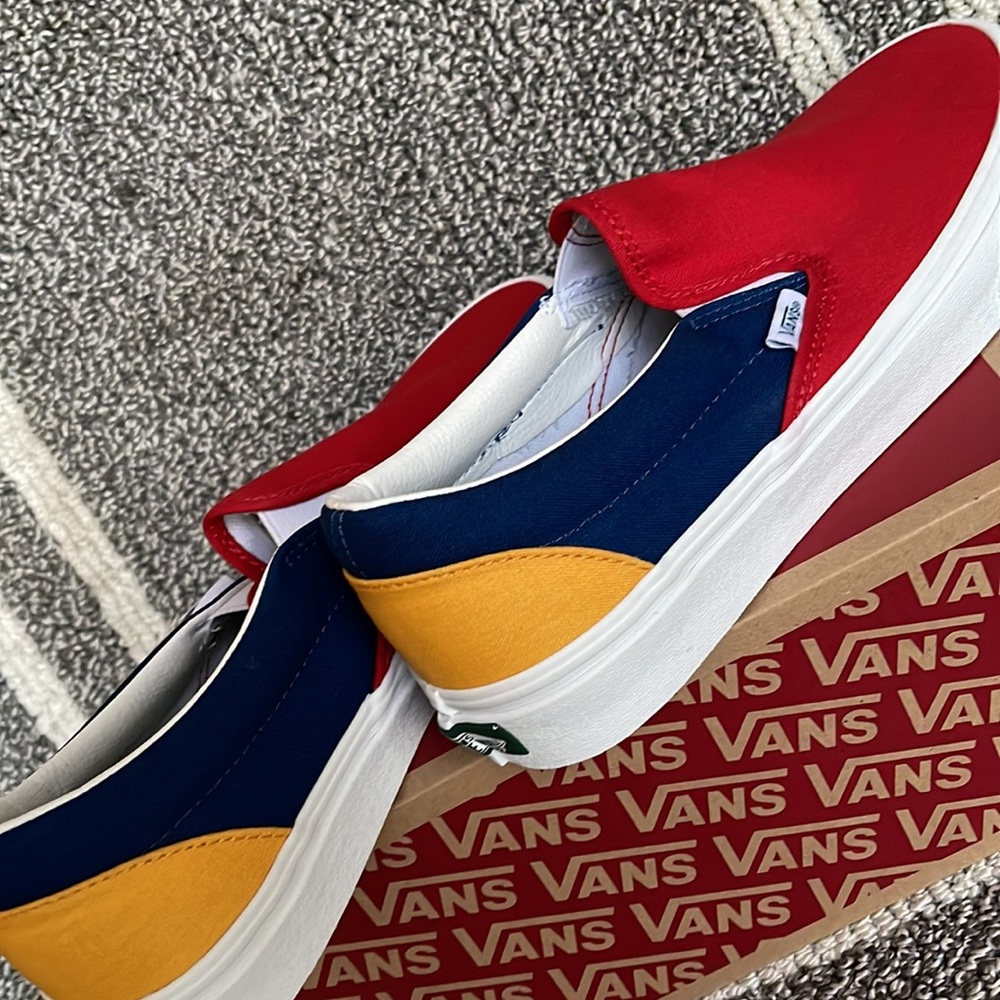 Vans Classic Slip-On Vans Yacht Club Red/Blue MENS - Picture 15 of 16